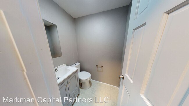 Building Photo - 2 br, 1.5 bath House - 36 Madison Avenue