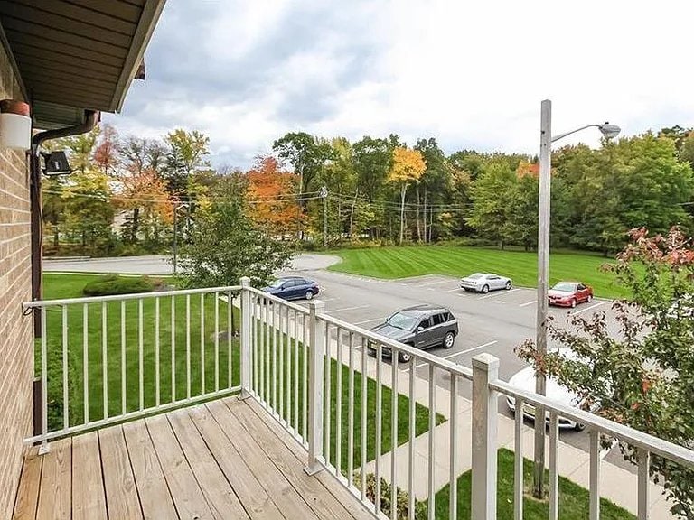 Building Photo - 4220 Birchwood Ct