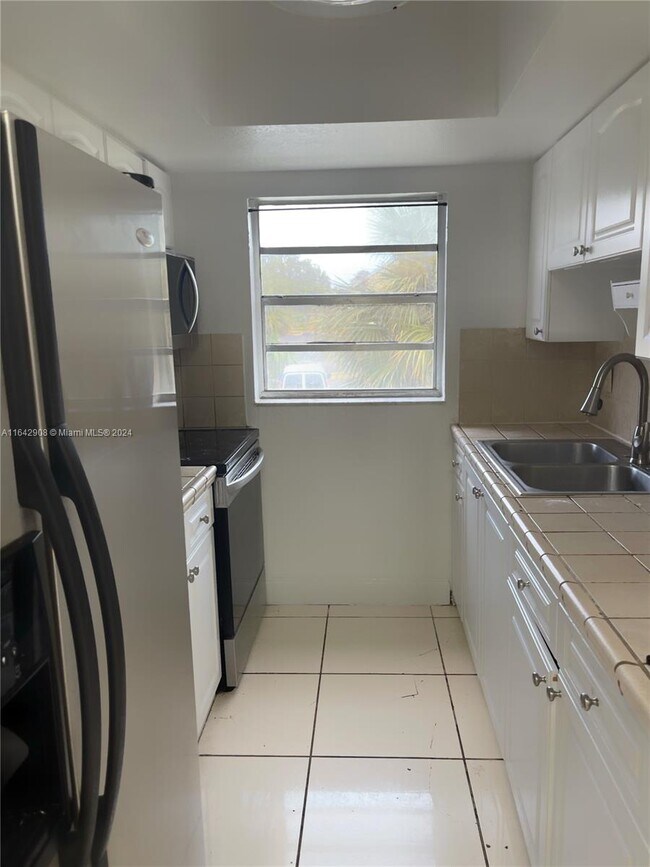 Building Photo - 9301 SW 4th St