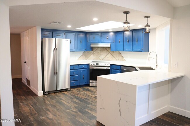 Building Photo - 3424 Snead Dr
