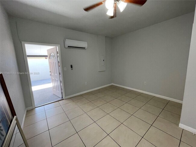 Building Photo - 12834 SW 210th Terrace