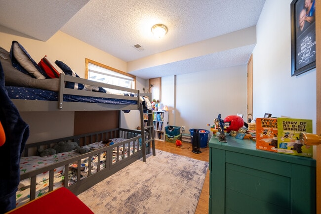 Building Photo - 15124 Cimarron Way