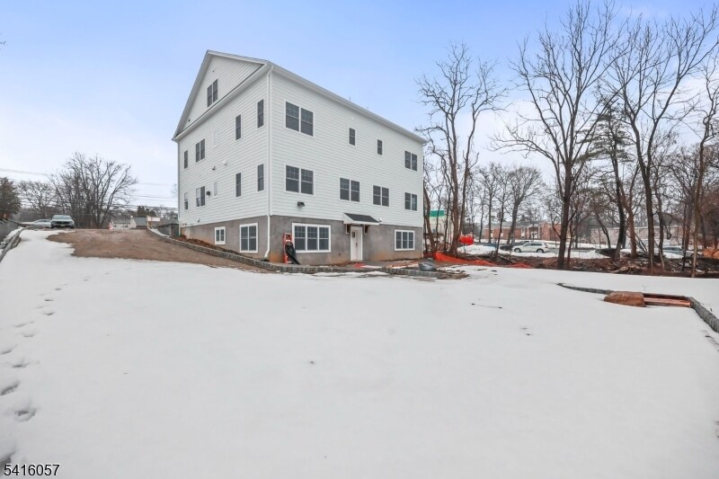 Building Photo - 1209 Littleton Rd