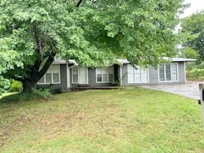 Building Photo - 8820 S Winston Ave