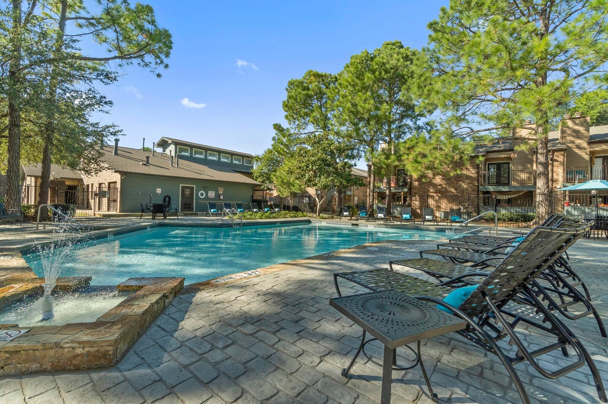 Building Photo - 1408 Teasley Ln