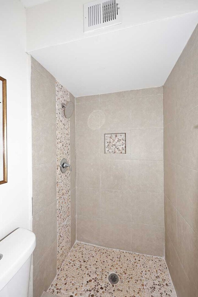 Building Photo - 4031 N 81st Ave