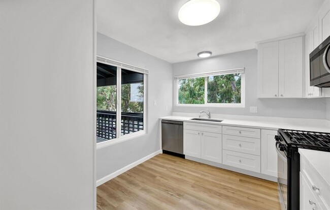 Building Photo - Gorgeous 2 Bed, 1 Bath Condo in Vallejo --...