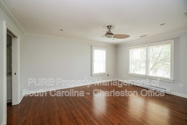 Building Photo - 1166 Waterfront Dr