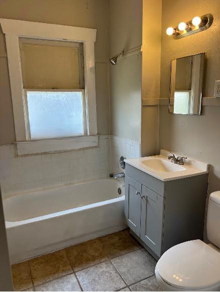 Building Photo - 2.0 bedroom in St. Petersburg Florida 33705