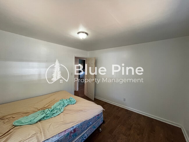 Building Photo - 11788 E 129 N