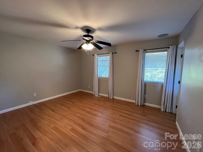 Building Photo - 20921 San Mateo Pl