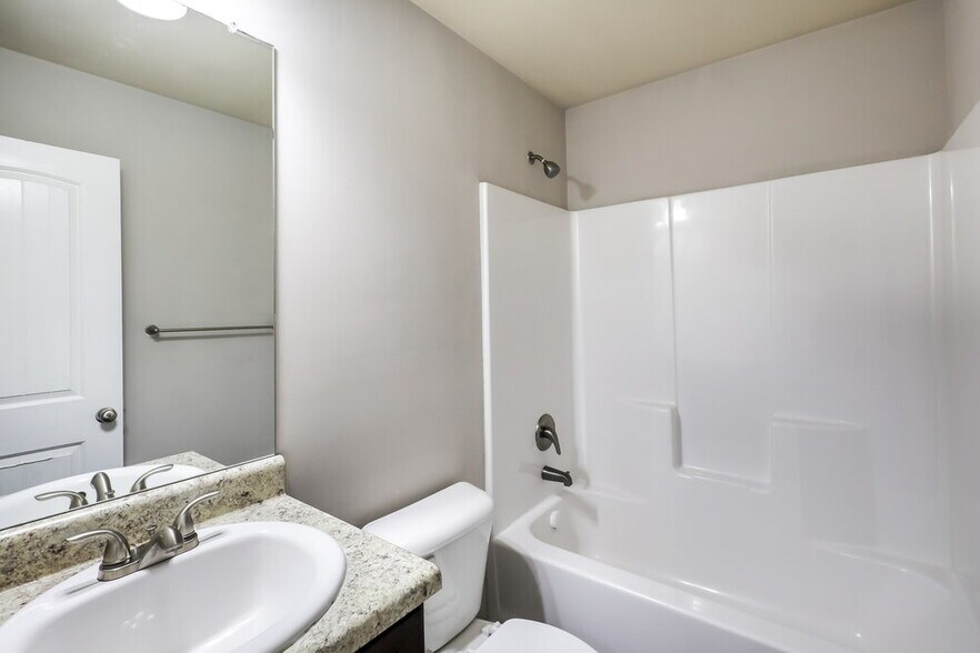 Building Photo - 1213 Faye Ct