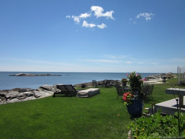 Building Photo - 181 Kings Hwy