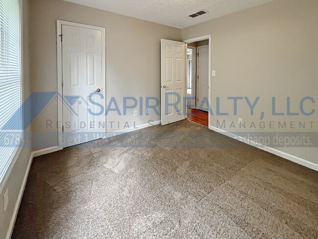 Building Photo - 712 Habersham Ct