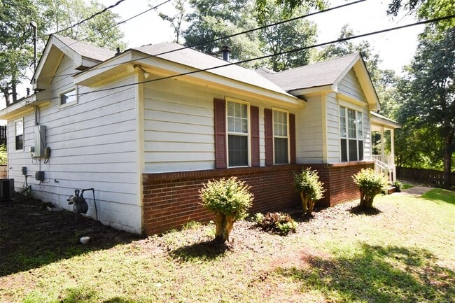 Building Photo - 109 Mountain Laurel Rd