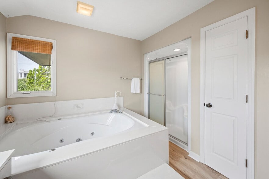 Building Photo - 409 Debordieu Blvd