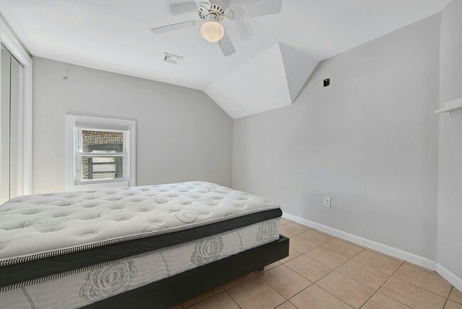 Building Photo - 30 Columbia Terrace