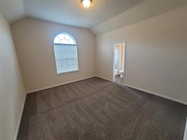 Building Photo - 2322 Bermuda Palms Dr