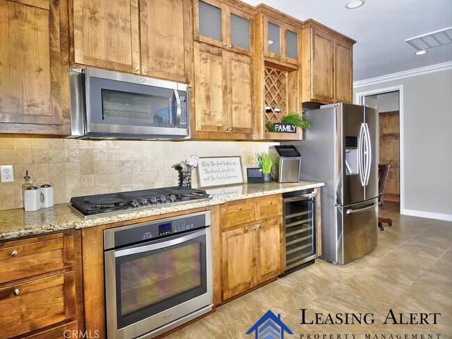 Building Photo - 2526 Coburn Ln