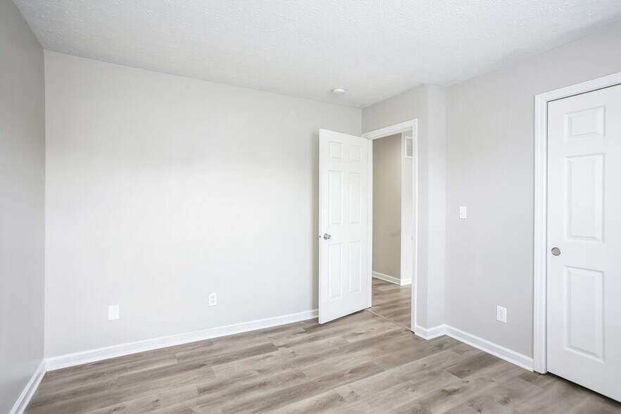 Building Photo - 3329 Gainesville Ct