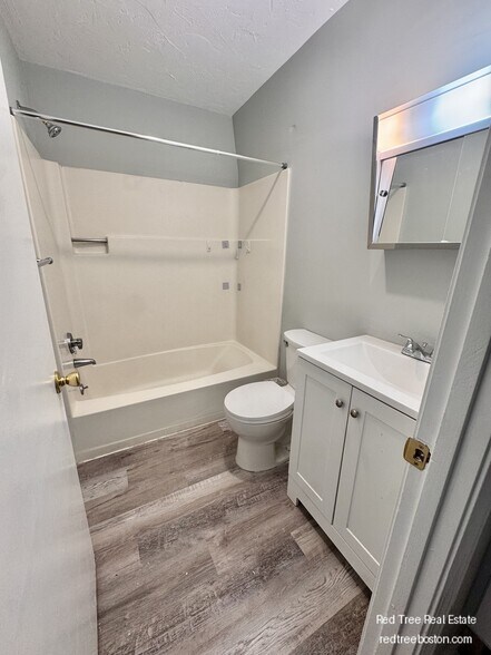 Building Photo - 68 Readville St