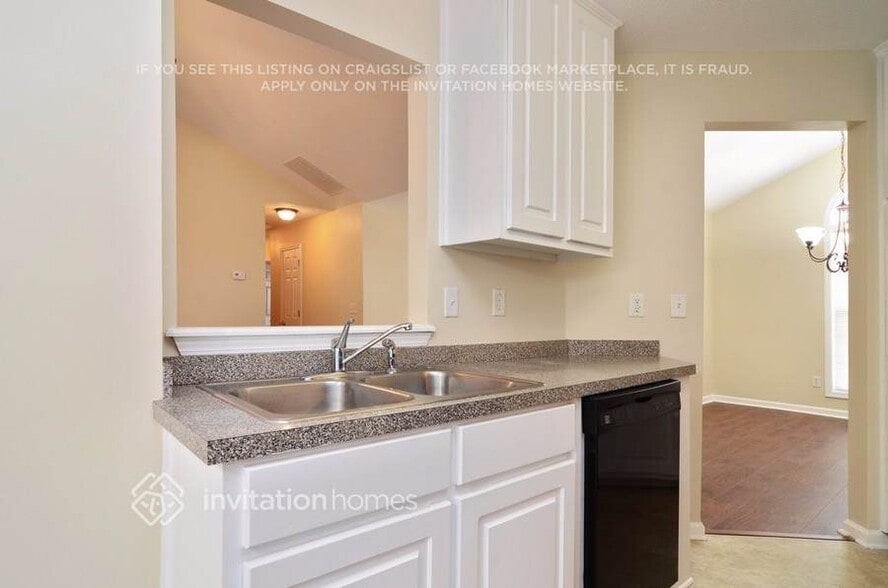 Building Photo - 124 Meadow Ct