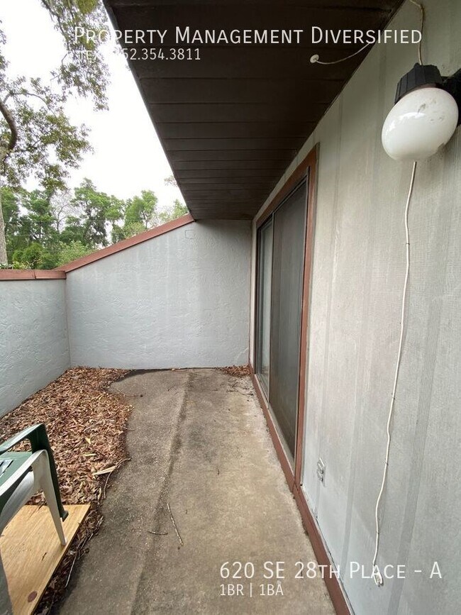 Building Photo - 620 SE 28th Pl
