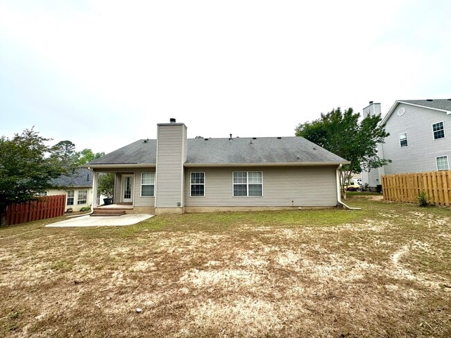Building Photo - 945 Hunting Horn Wy