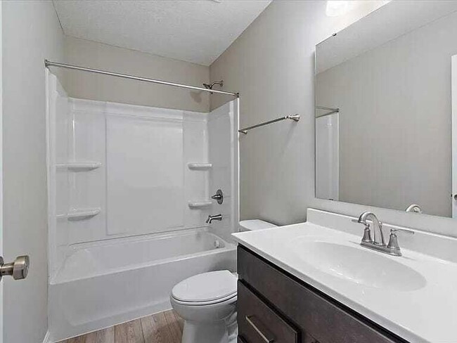 Building Photo - 4728 Bentwood Hills Dr