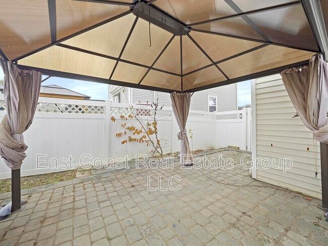 Building Photo - 238 Merrbaugh Dr