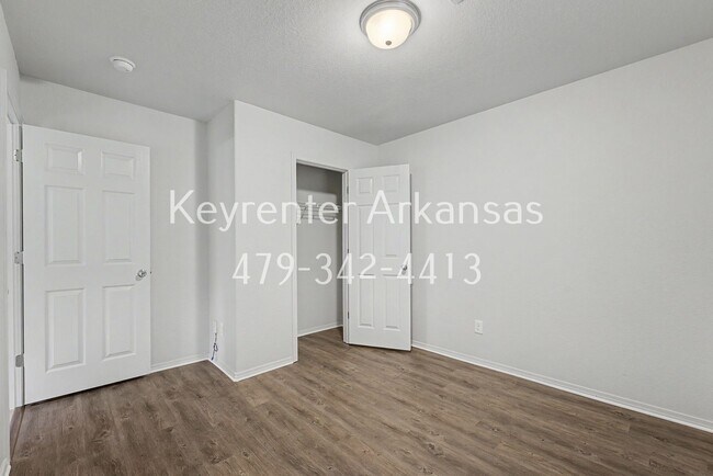 Building Photo - Beautiful 4-Bedroom Home in Fayetteville – Ideal for Comfortable Living!