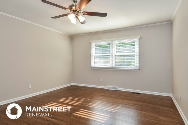 Building Photo - 304 Springtime Dr