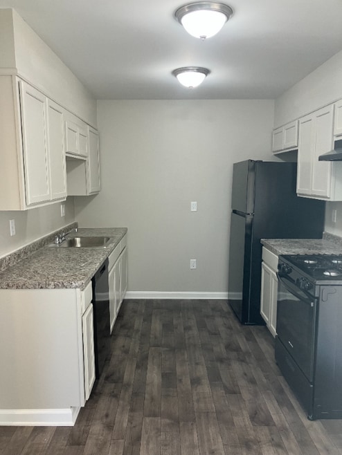 Building Photo - 893 Briar Creek Ct NE
