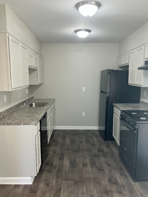 Building Photo - 893 Briar Creek Ct NE
