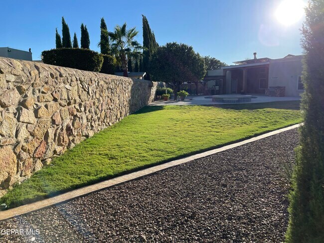 Building Photo - 12632 Tierra Fuego Ct
