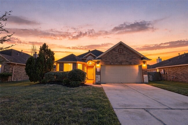 Building Photo - 506 Carson Ridge Dr