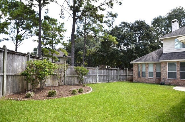 Building Photo - 218 Heathbrook Ln