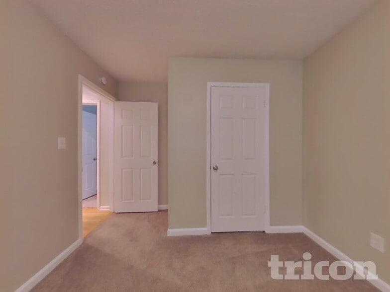 Building Photo - 2280 Lexington Way