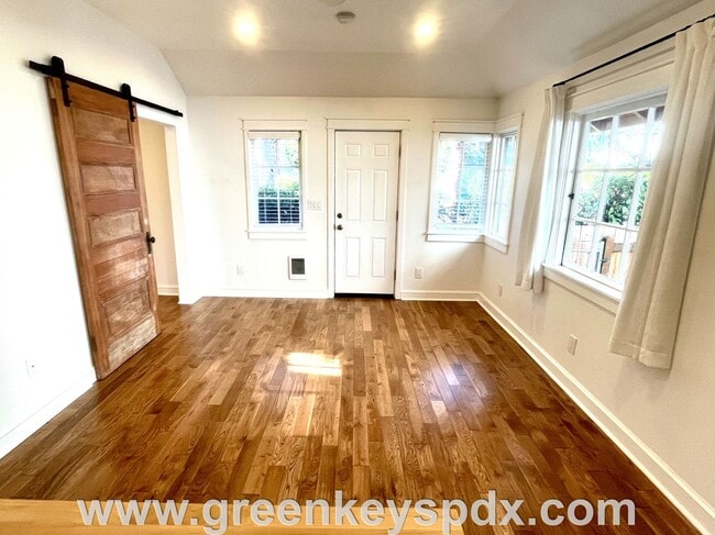 Building Photo - Sleek and modern 1-bedroom house in Arbor Lodge with spacious garage or workshop!