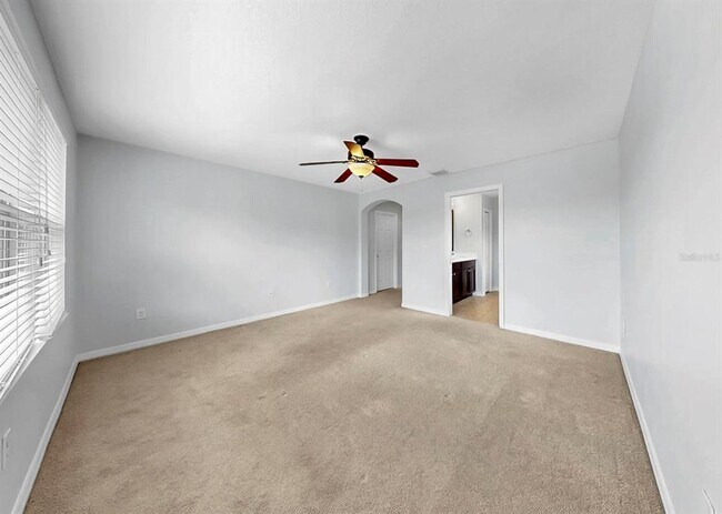 Building Photo - 17423 New Cross Cir