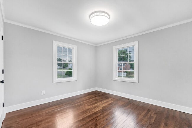 Building Photo - 116 Morse St