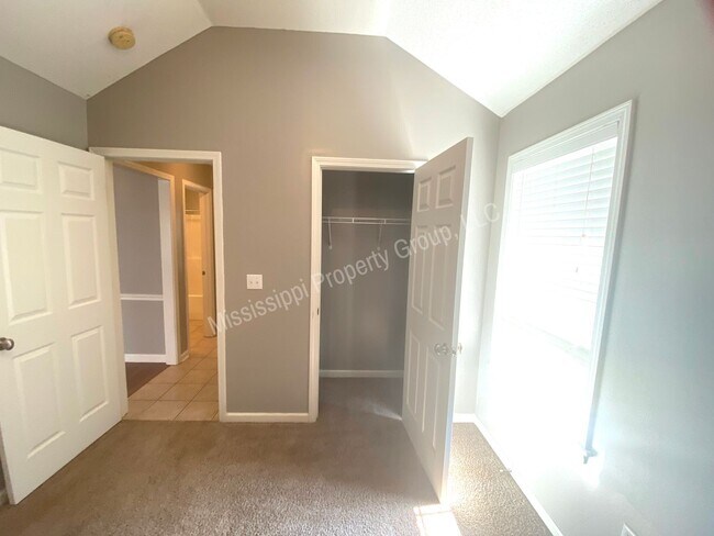 Building Photo - 3BR/2BA For Rent