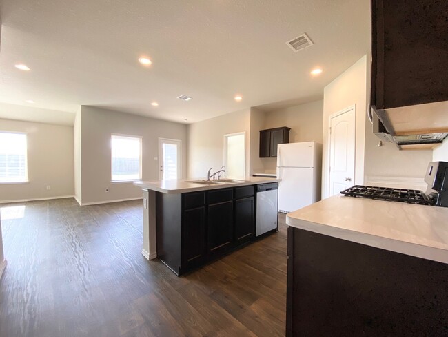 Building Photo - 21011 Bryant Maple Ct