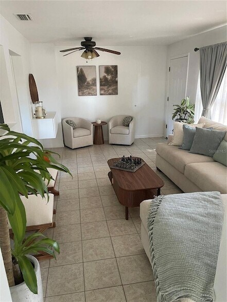 Building Photo - 1735 Moose Dr