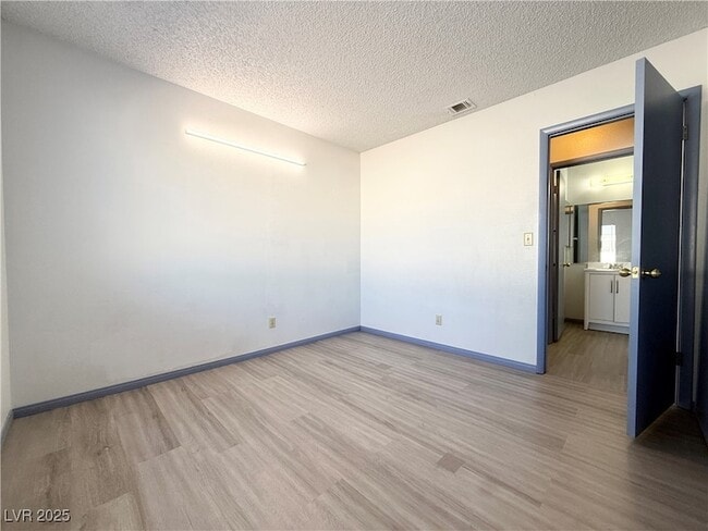 Building Photo - 5876 Filmore Ave