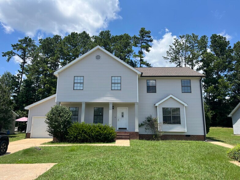 Primary Photo - 1319 Stratton Place Dr