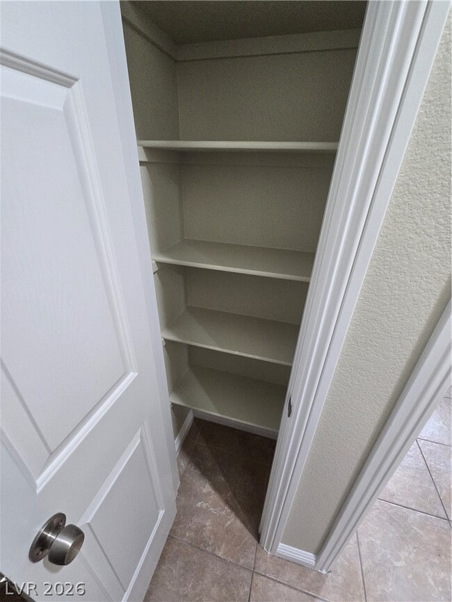 Building Photo - 2204 S Van Patten Pl