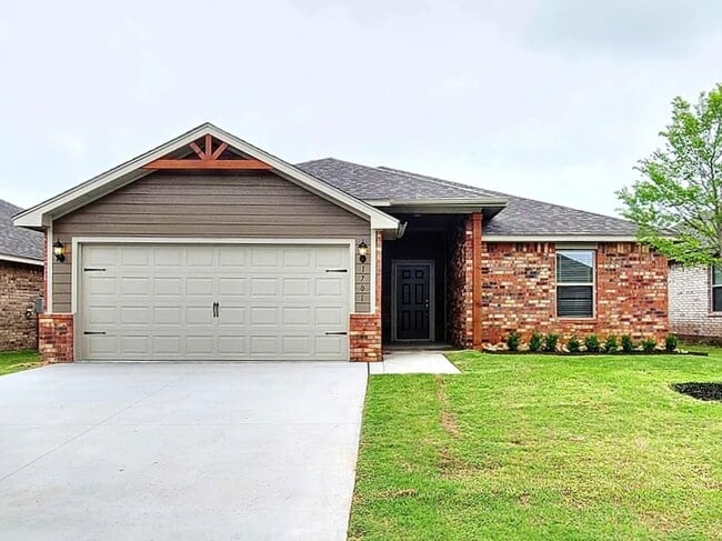 Primary Photo - 1701 Crimson Lake Blvd