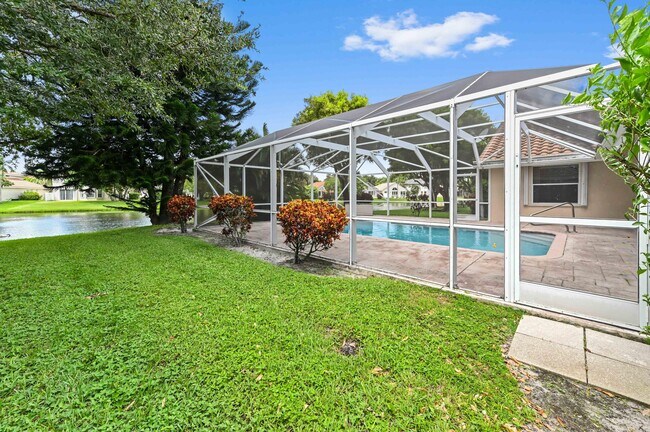 Building Photo - 6740 Brookhurst Cir