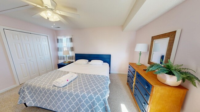 Building Photo - 304 Fil Ln